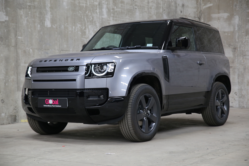 Land Rover Defender - 3.0 D250 X-Dynamic HSE 90 3dr Auto [6 Seat]