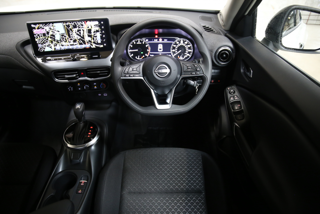 Nissan Juke Hatchback - 1.0 DiG-T Acenta Premium 5dr DCT