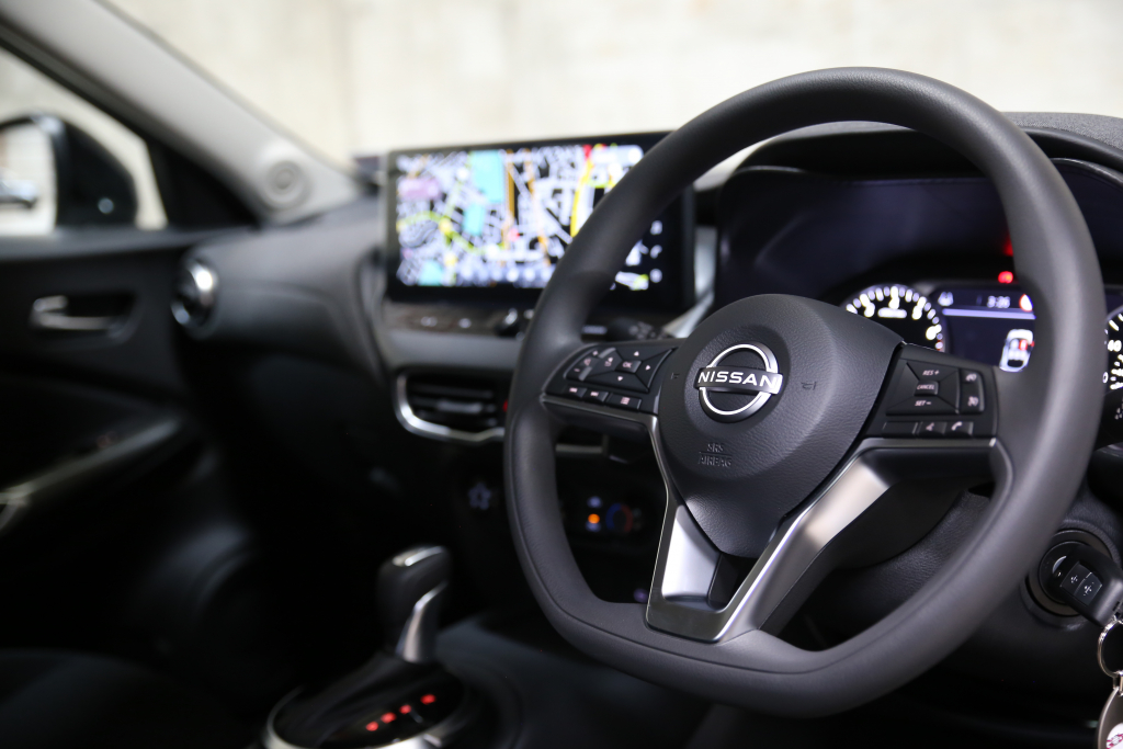 Nissan Juke Hatchback - 1.0 DiG-T Acenta Premium 5dr DCT