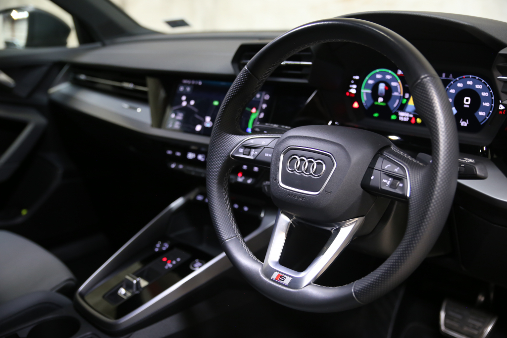 Audi A3 Sportback - 40 TFSI e S Line 5dr S Tronic [Comfort+Sound]