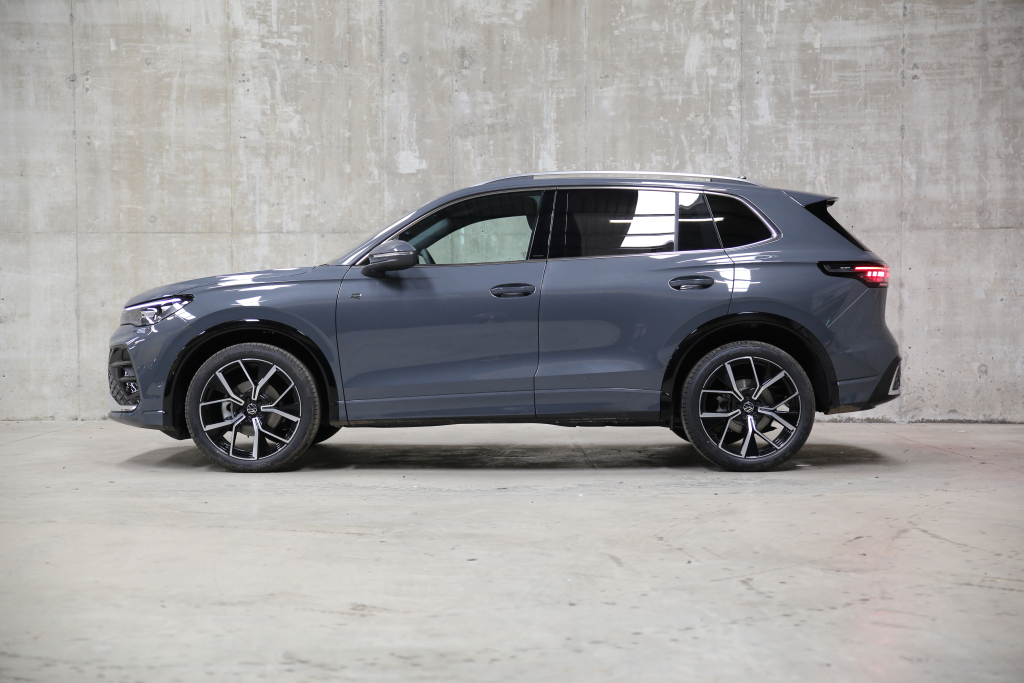 Volkswagen Tiguan Estate - 1.5 eTSI 150 R-Line 5dr DSG