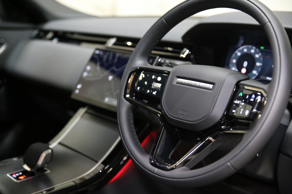 Range Rover Velar Estate - 2.0 P400e Dynamic HSE 5dr Auto
