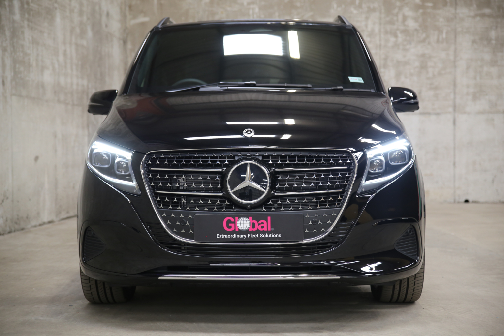 Mercedes-Benz V-Class - V220 d Premium AMG Line 5dr 9G-Tronic [Extra Long]