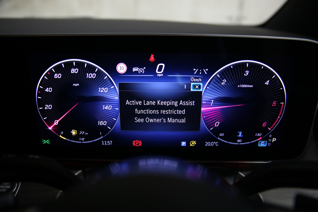 Mercedes-Benz V-Class - V220 d Premium AMG Line 5dr 9G-Tronic [Extra Long]