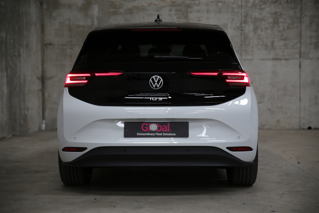 Volkswagen ID.3 Hatchback - 150kW Match Pro S 77kWh 5dr Auto Pan Roof/5 Seats