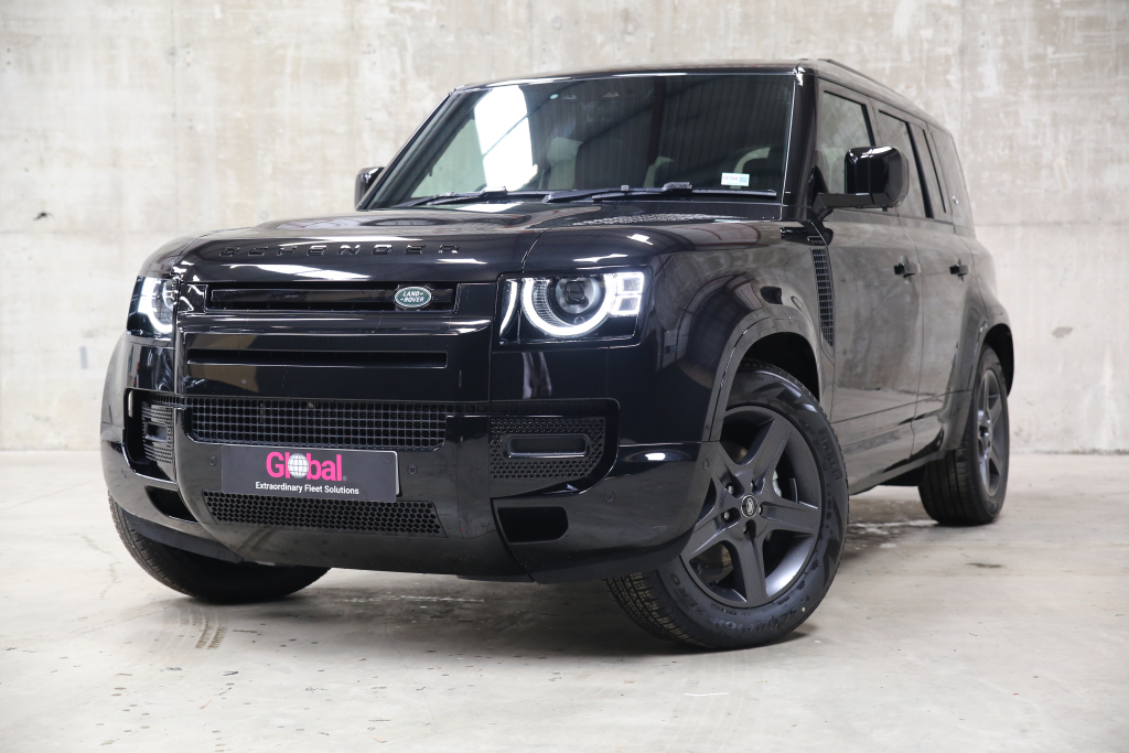 Land Rover Defender - 3.0 D250 X-Dynamic SE 110 5dr Auto [6 Seat]