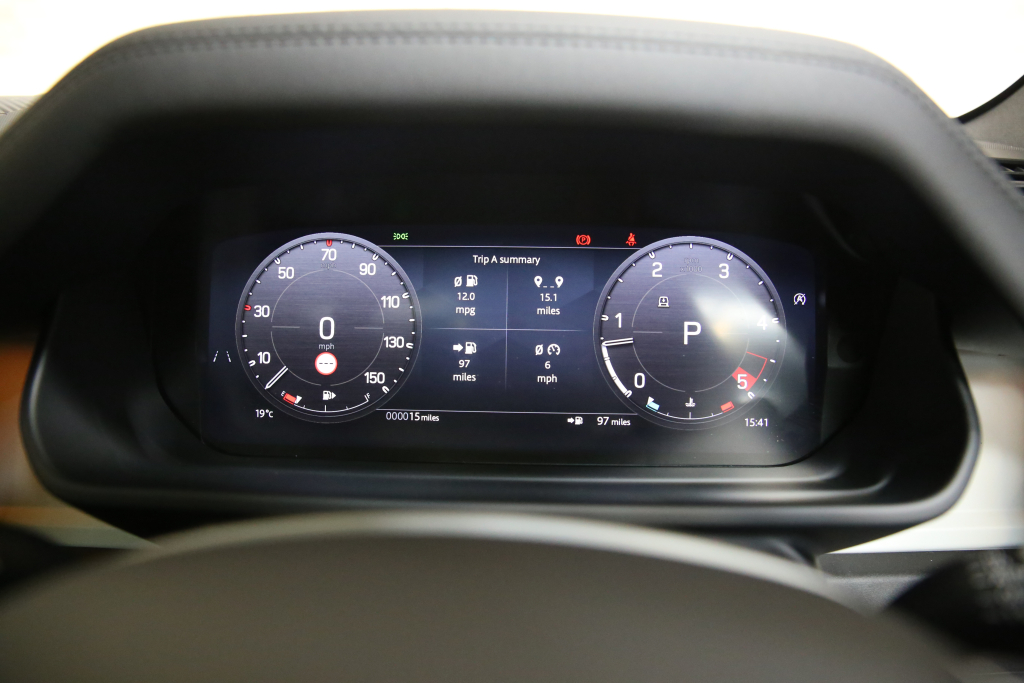 Land Rover Defender - 3.0 D250 X-Dynamic SE 110 5dr Auto [6 Seat]