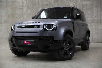 Land Rover Defender - 3.0 D250 X-Dynamic SE 90 3dr Auto [6 Seat]