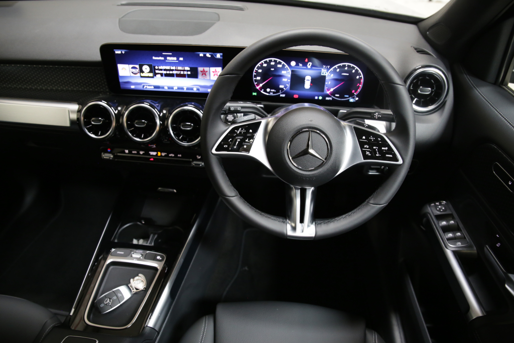 Mercedes-Benz GLB Estate - GLB 200 Sport Executive 5dr 7G-Tronic